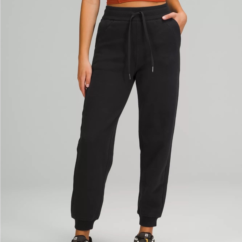 lululemon relaxed scuba joggers